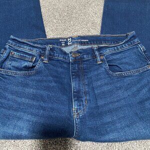 Mutual Weave Men's Jeans. 34W X 30L. Blue denim.